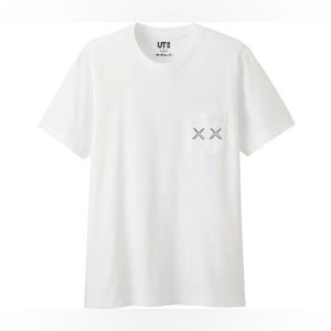 Uniqlo X KAWS XX pocket tee